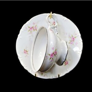 Mikasa VERSAILLES 9344 Footed Cup Saucer Set Fine China Pink Roses Silver Trim